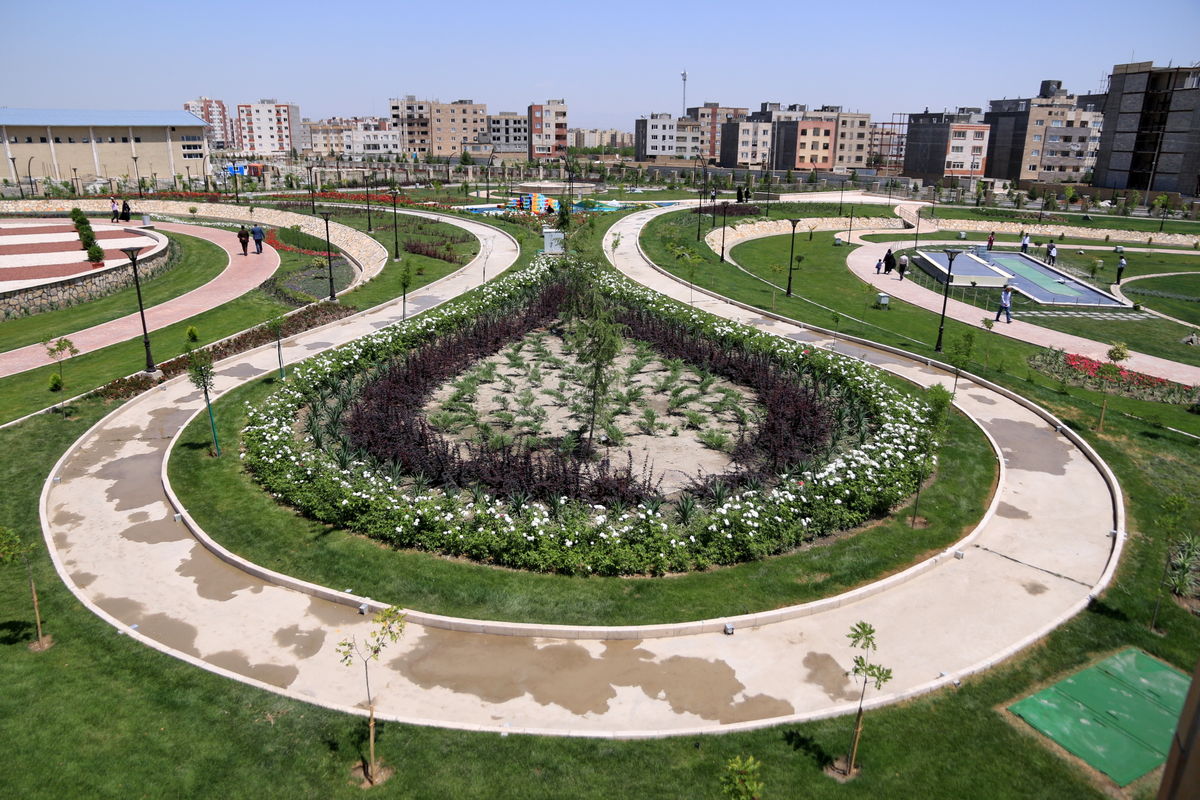 استانداردسازی گونه‌های گیاهی در بوستان‌های شهر قم