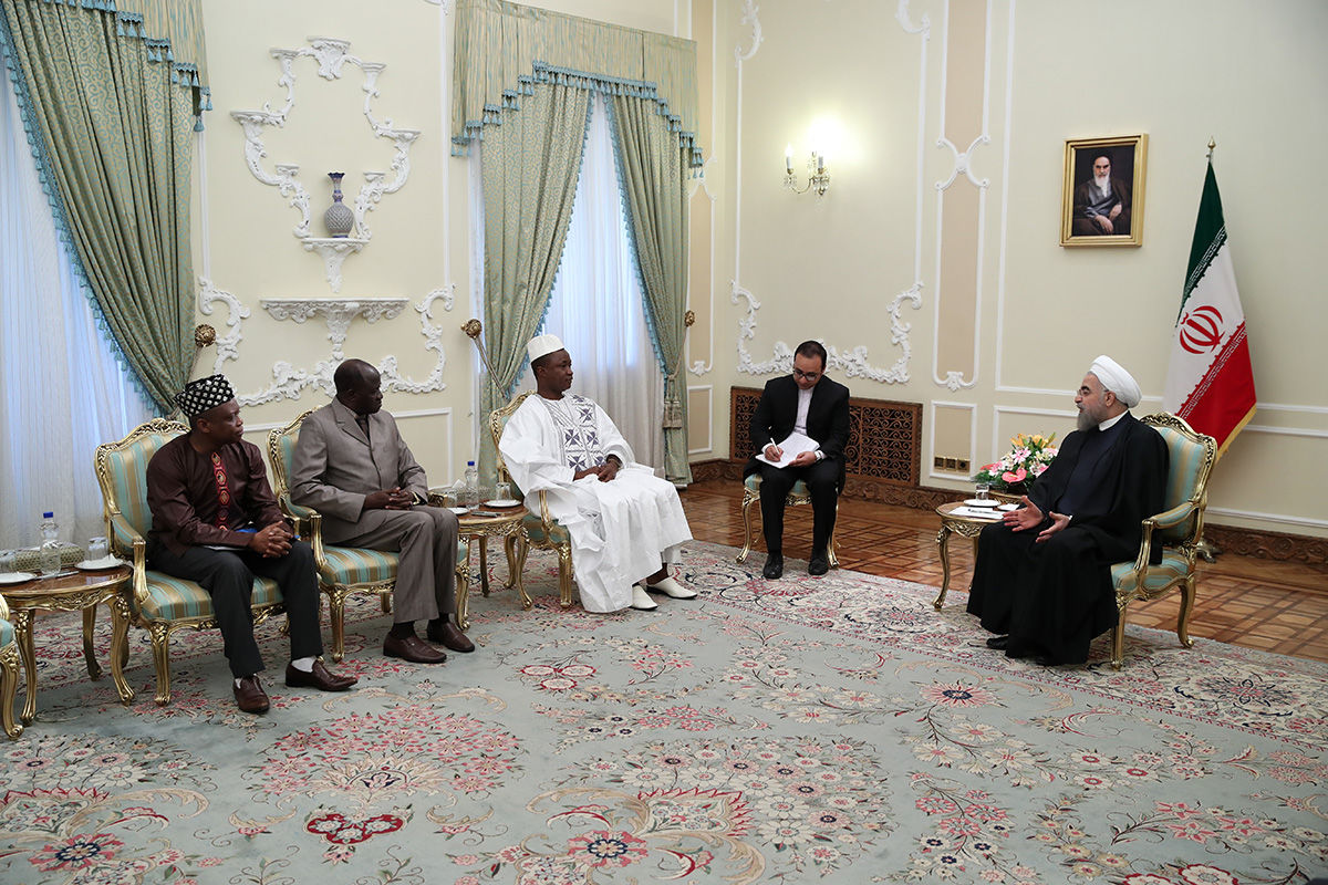 ایران از توسعه و تعمیق روابط با سیرالئون استقبال می‌کند