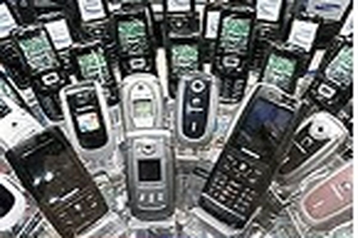 کشف تلفن های همراه قاچاق در شیراز