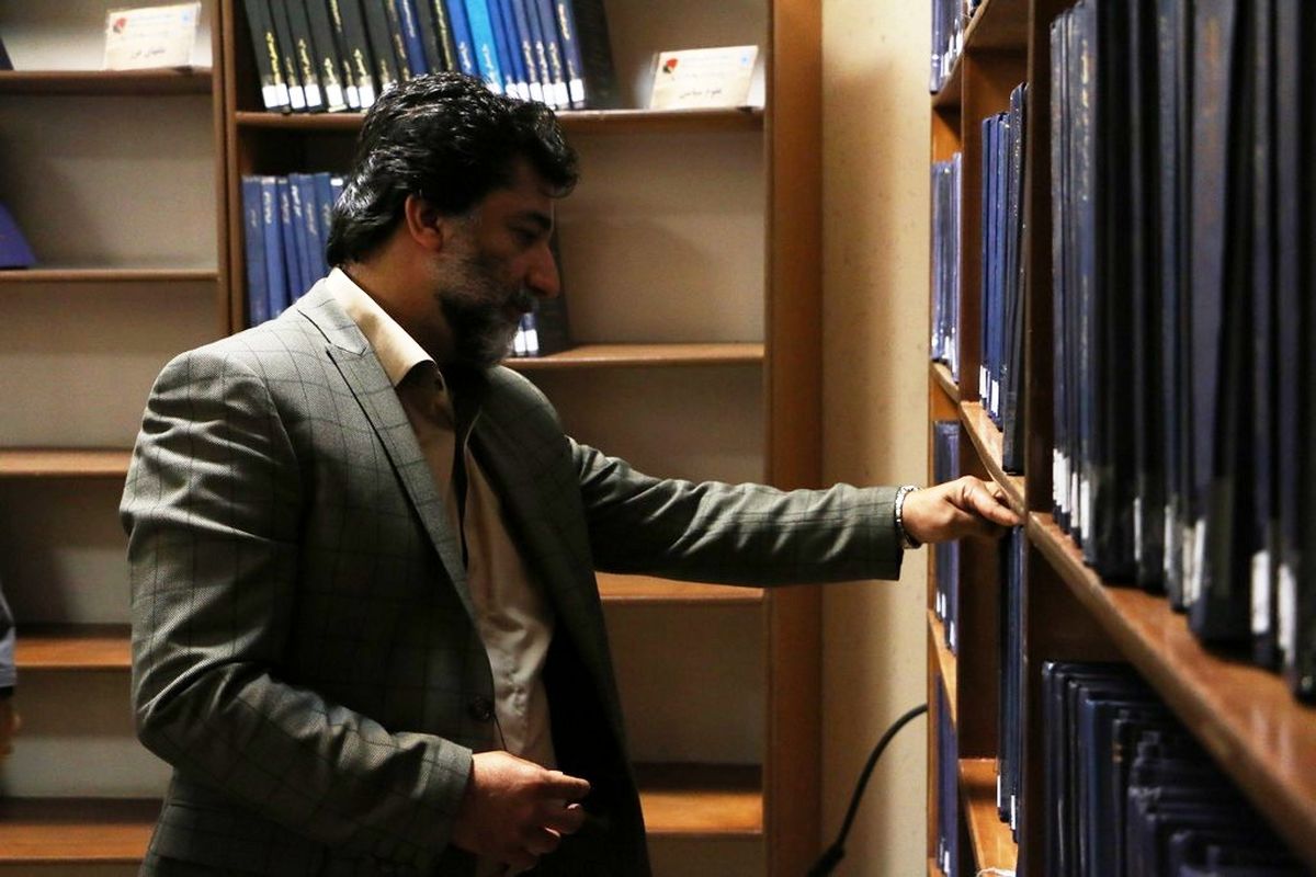 شهر صدرا می تواند پایتخت کتاب ایران باشد / نباید جایگزینی دیجیتال به جای کتاب را جدی بگیریم