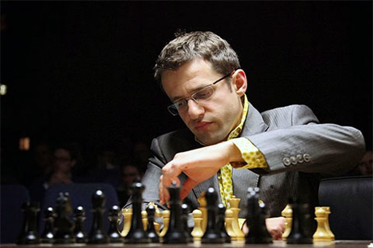 کویر مرنجاب زیر پای شطرنج‌باز دوم جهان