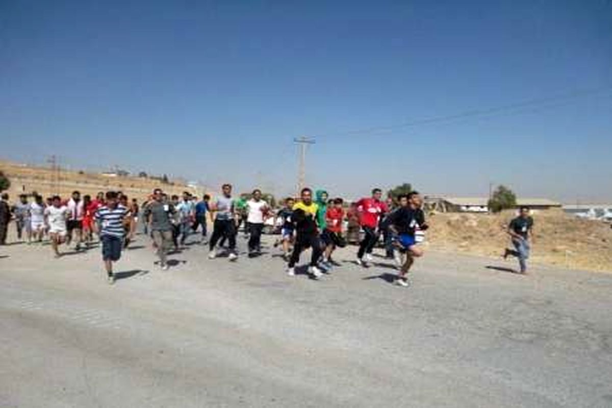 مسابقه دو صحرا نوردی دانش آموزی در ناحیه یک کرج برگزار شد