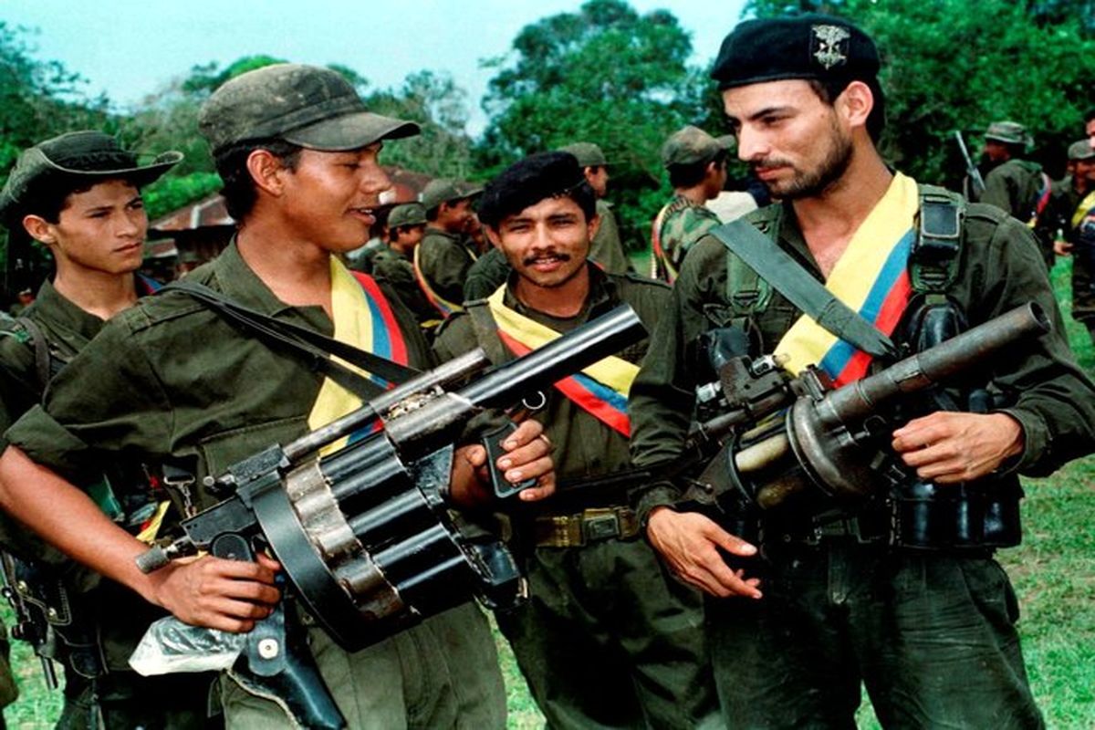 مذاکرات صلح کلمبیا با ارتش آزادی‌بخش ملی به تعویق افتاد