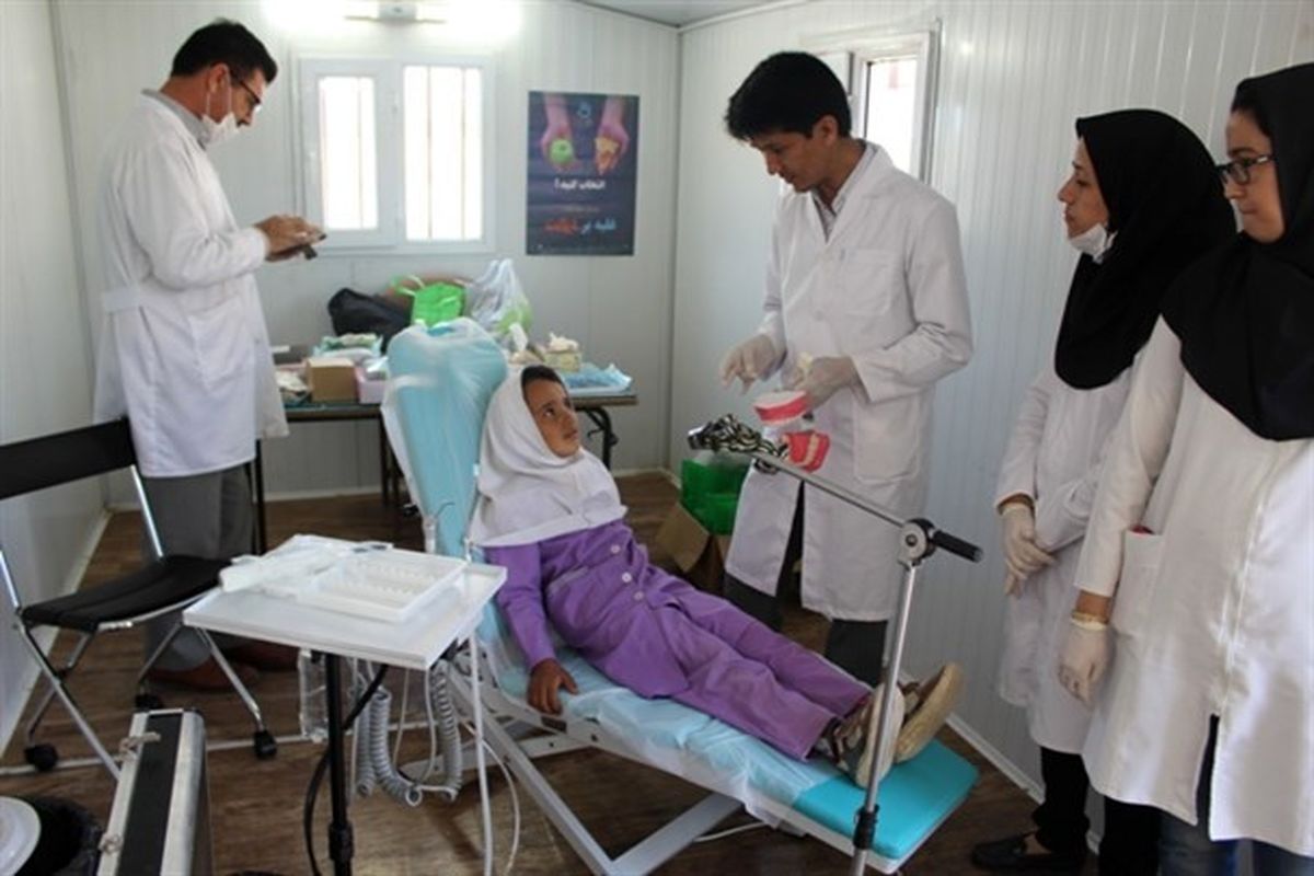 استقرار یونیت سیار دندانپزشکی برای فعالیت در مدارس استان لرستان