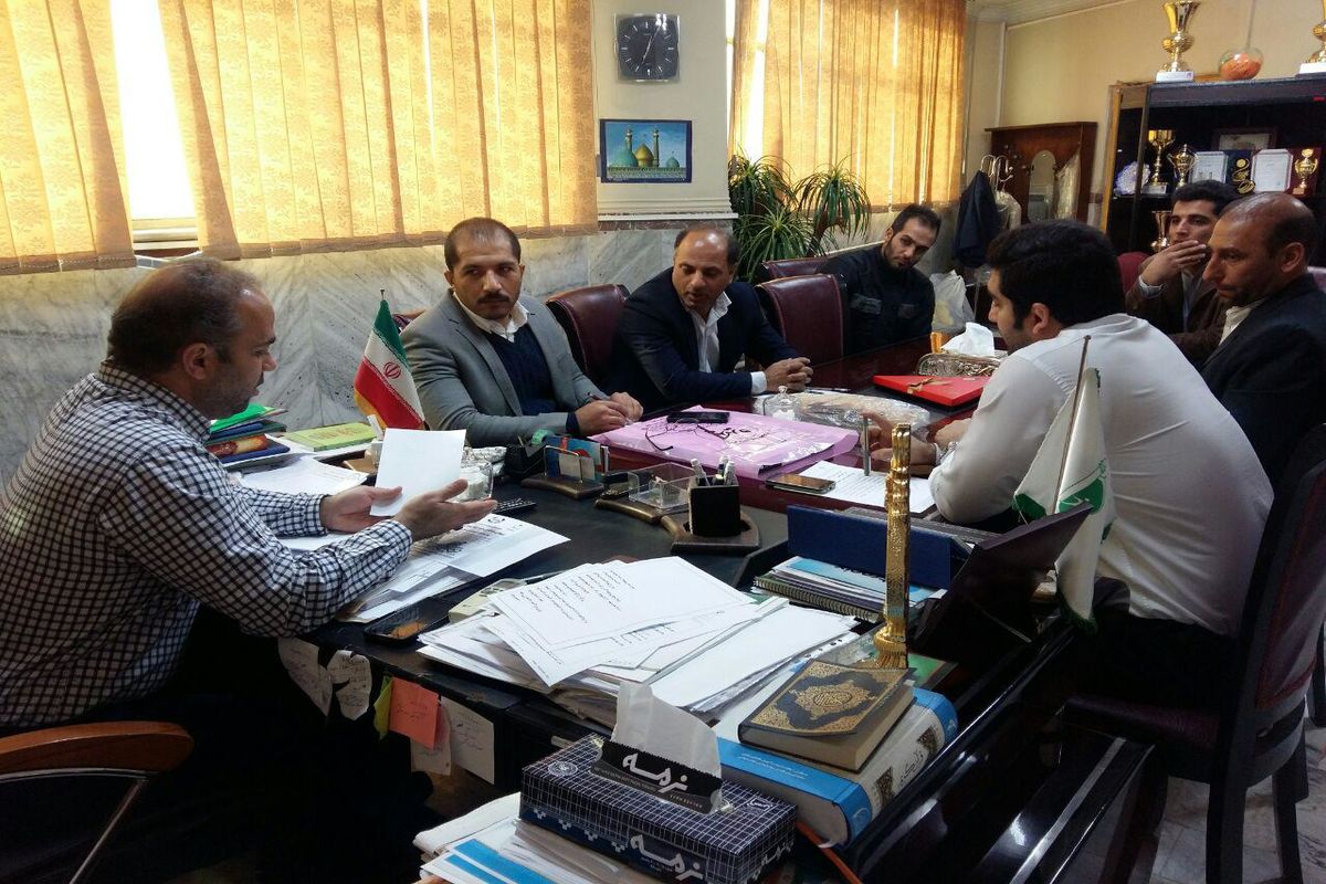 برگزاری جلسه رئیس اداره با اعضای هیئت اتومبیل رانی و موتورسواری شهرستان ری و باقرشهر