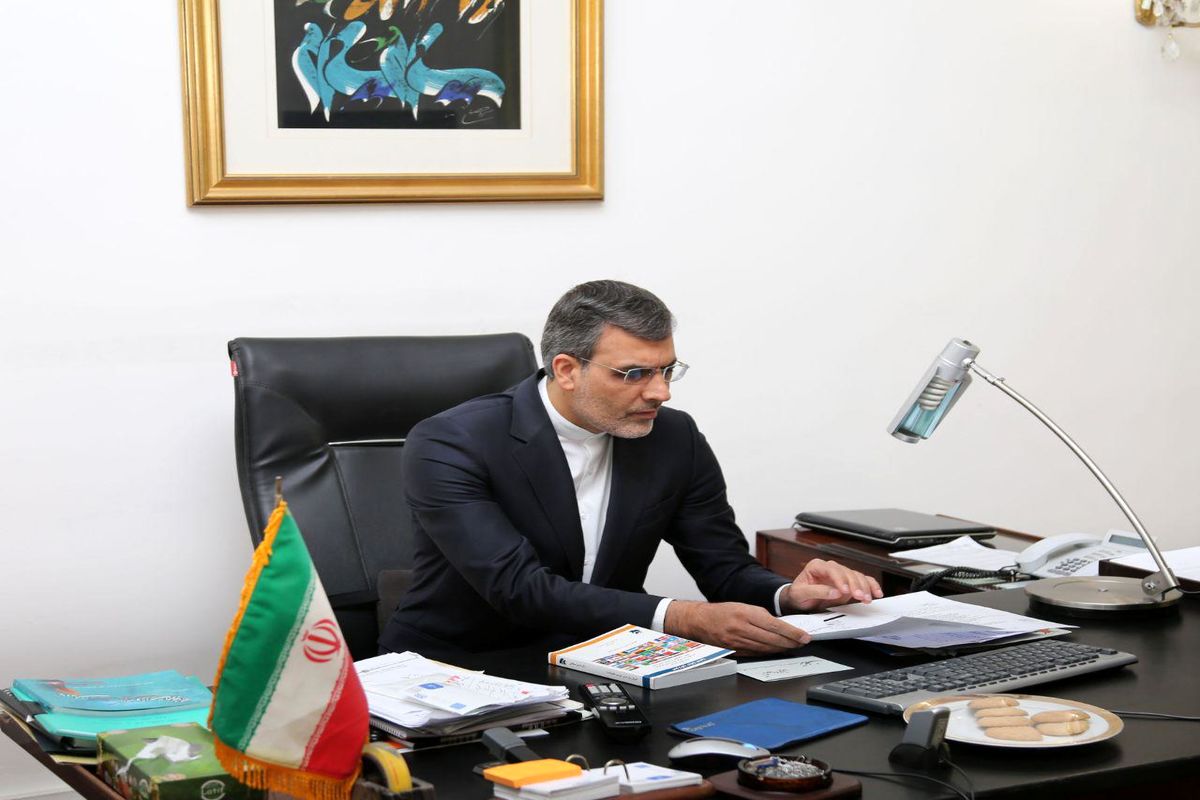 آیت الله موسوی اردبیلی "شیخ مفید" زمانه خود بود