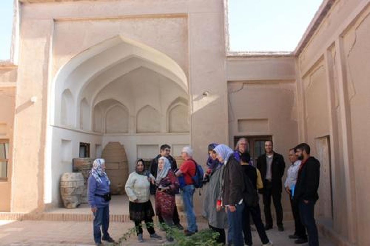 بازدید بیش از ۲۵۰ هزار گردشگر نوروزی از اماکن تاریخی و بقاع متبرکه قائن