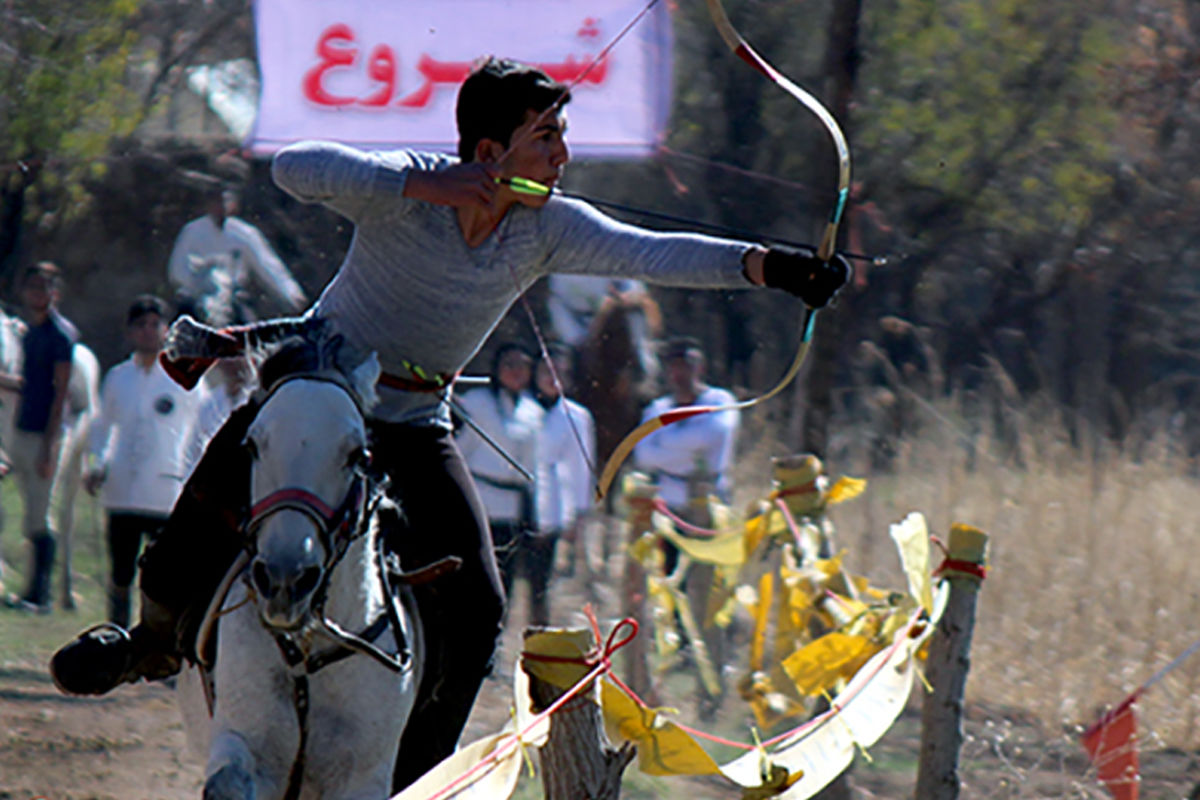 برگزاری مسابقات کشوری هنرهای رزمی سواره در مرودشت