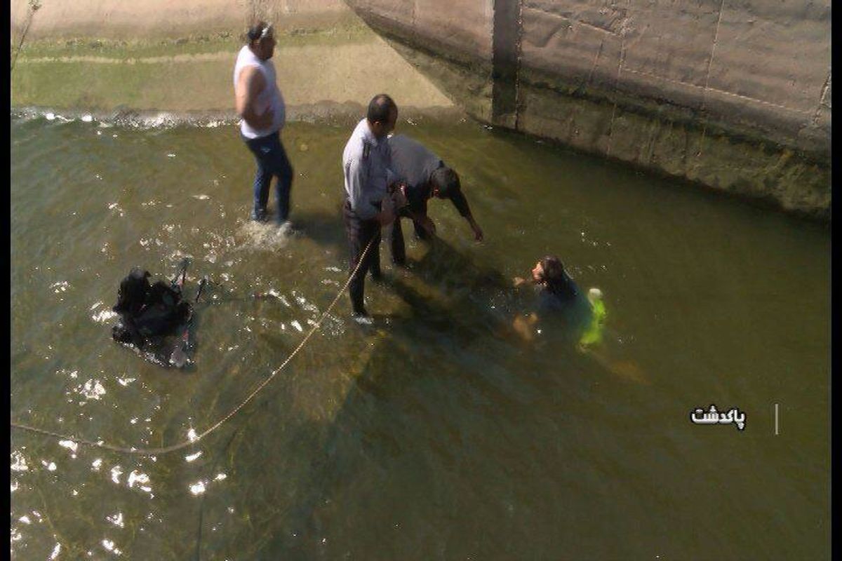 سقوط یک جوان به داخل کانال اب در پاکدشت