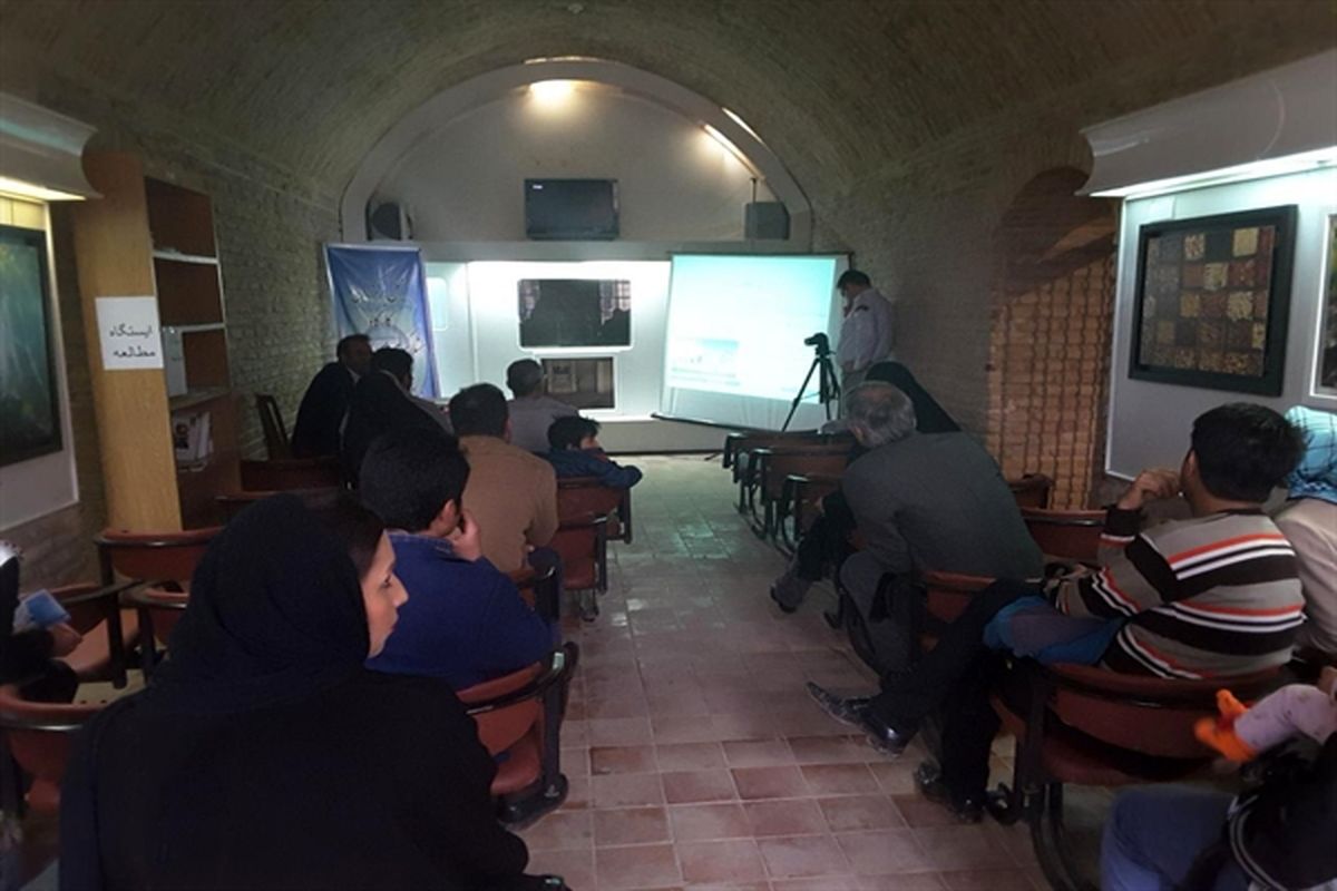 برگزاری کلاس آموزشی مشارکتهای اجتماعی در قلعه فلک الافلاک