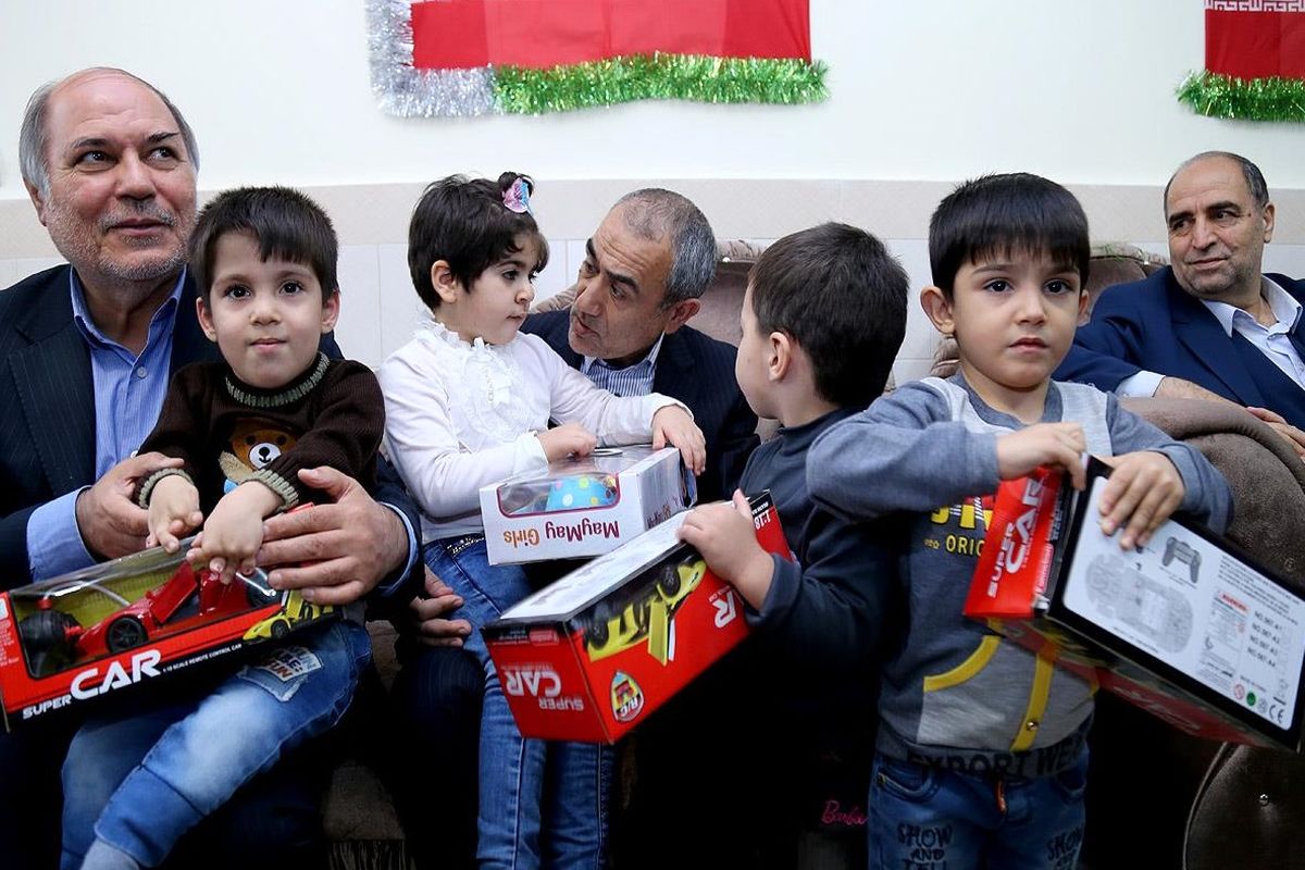 استاندار آذربایجان شرقی در جمع صمیمی کودکان شیرخوارگاه احسان حضور یافت