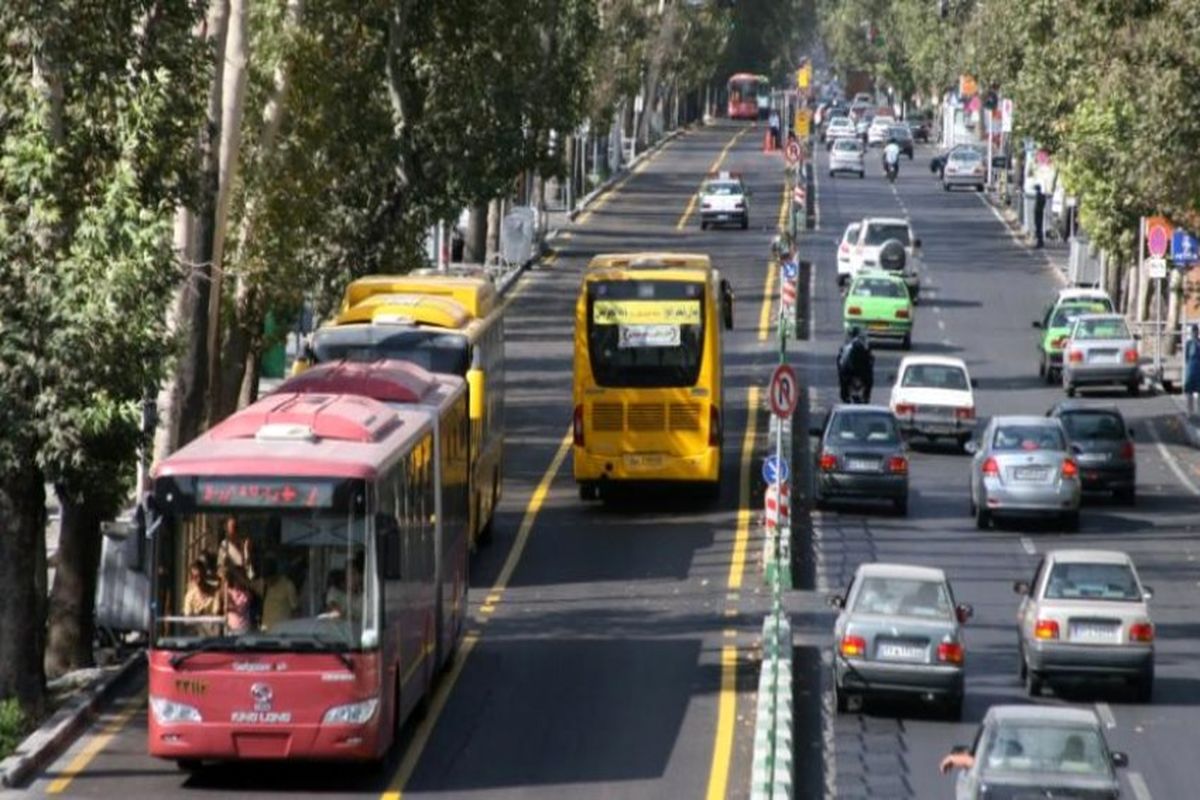 کمبود ۳۰۰۰ اتوبوس در تهران