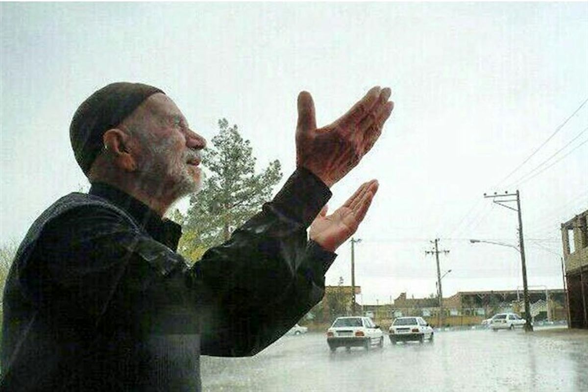 نماز طلب باران در قم خوانده می‌شود