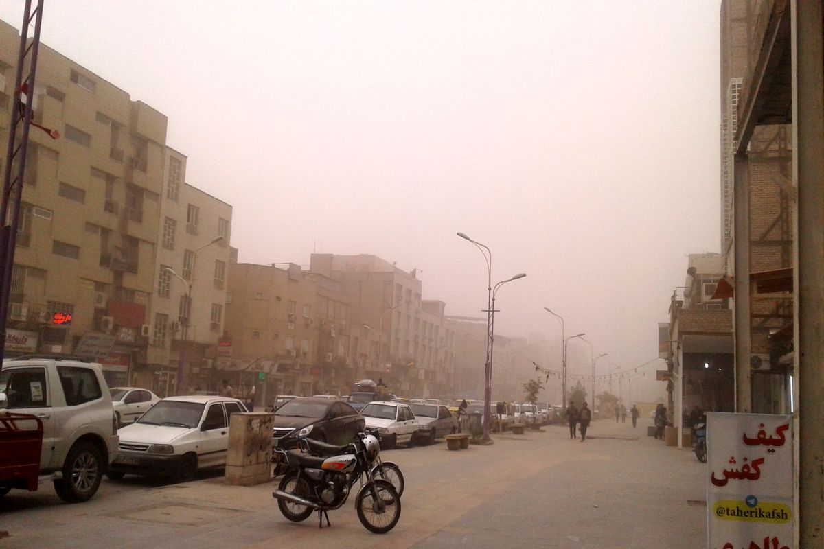 تعطیلی مدارس ۴ شهر خوزستان به علت گرد و غبار