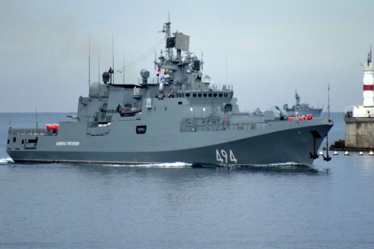 اعزام ناوچه انگلیسی برای مقابله با کشتی جنگی روسیه