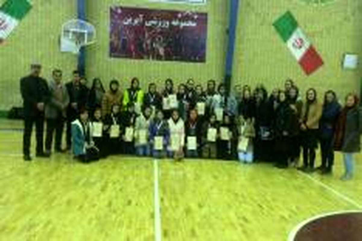 دختران جنوبغرب با شایستگی بر سکوی قهرمانی تهران ایستادند