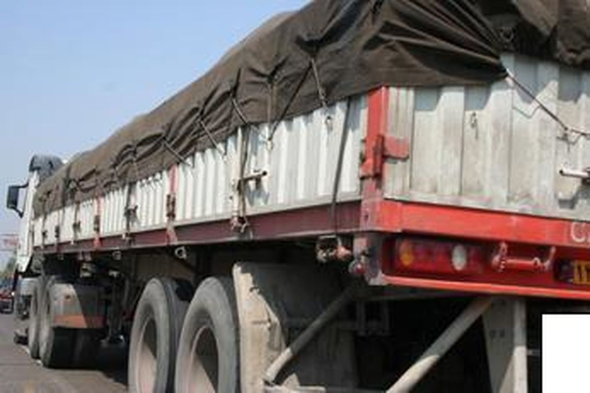 توقیف ظروف چینی قاچاق میلیاردی در مهاباد