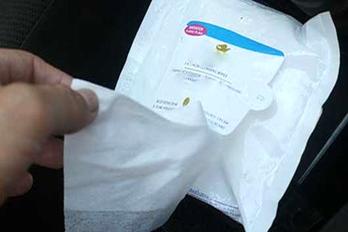 قائم مقام ستاد مبارزه با موادمخدر: ورود دستمال مرطوب آغشته به مواد مخدر به  کشور را تکذیب نمی کنیم