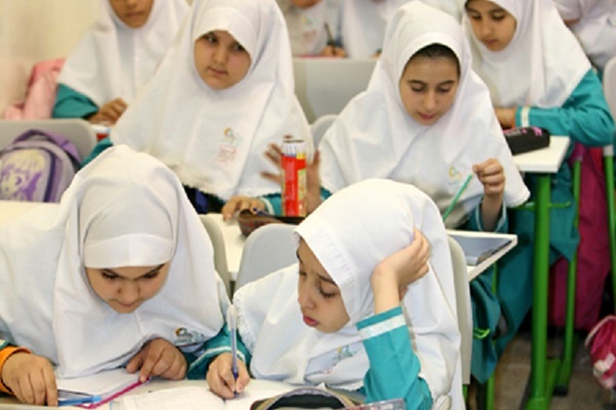 ارسال پیامک میزان شهریه مدارس به خانواده‌ها