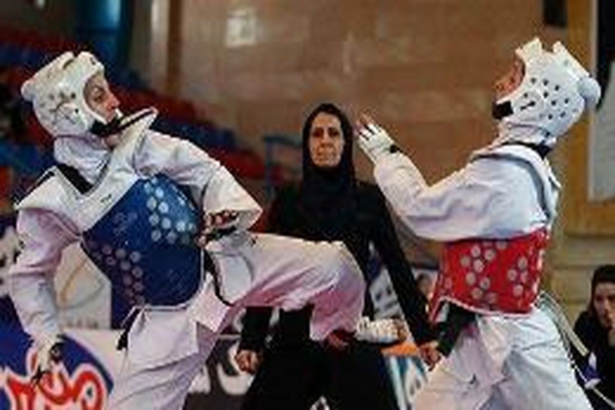 درخشش بانوان تکواندوکار نونهال سبزوار در مسابقات قهرمانی استان
