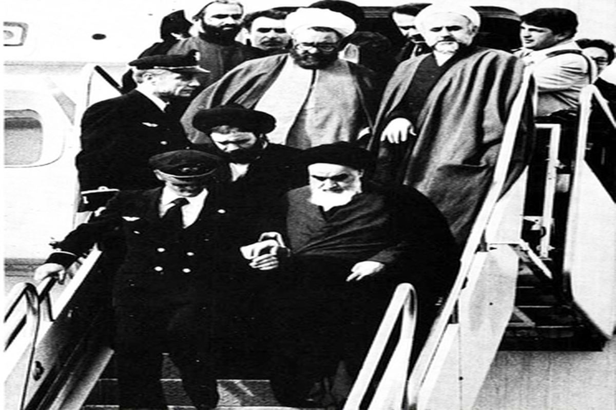 برگزاری آئین بزرگداشت ورود حضرت امام (ره) به ایران