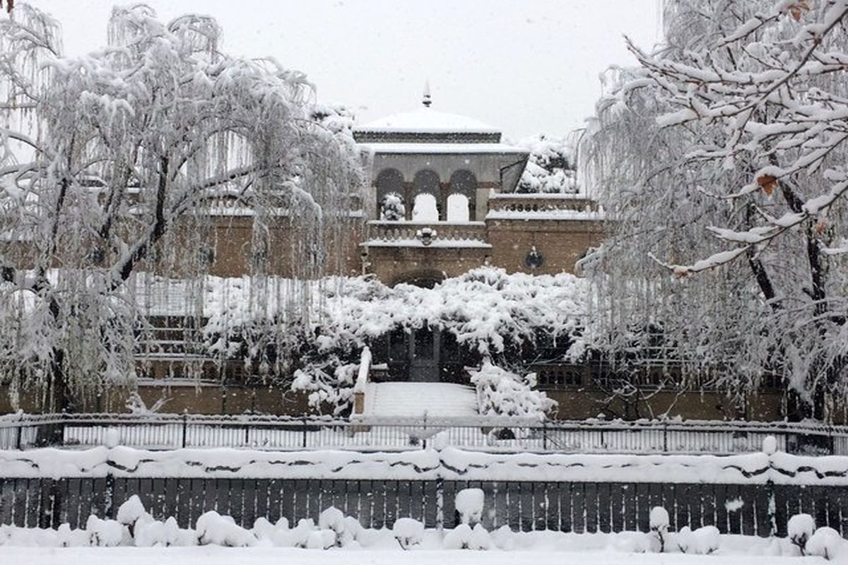 توییت سفرای انگلیس و فرانسه درباره برف تهران!