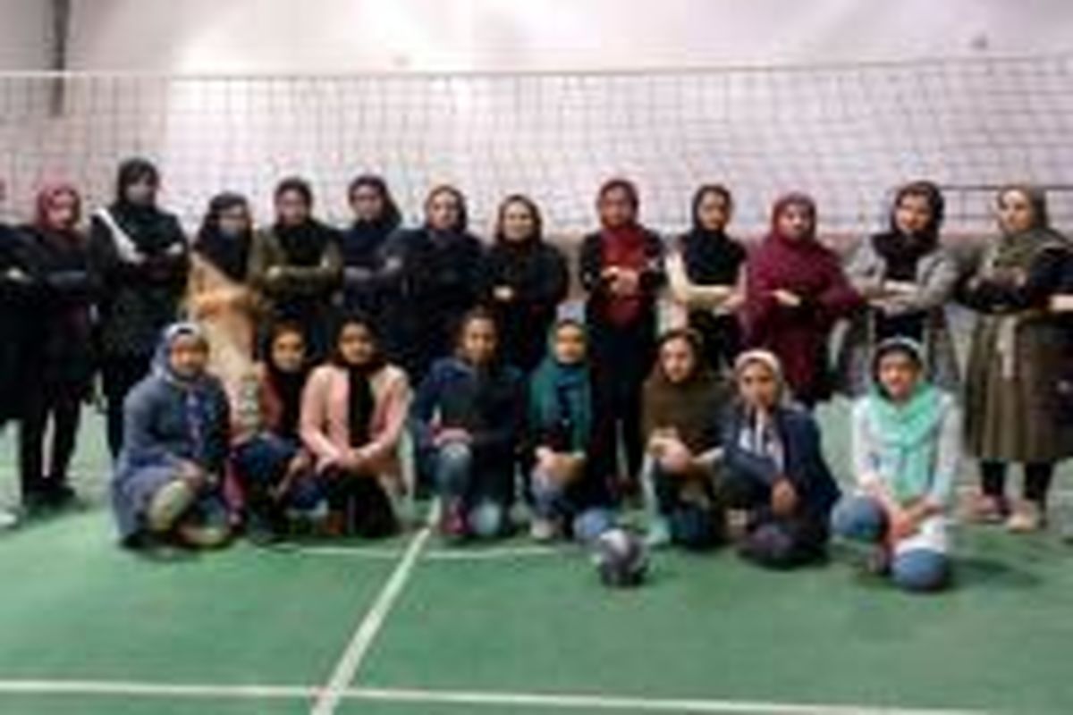 مسابقات والیبال بانوان جام نوروز در شهر ماهنشان برگزار گردید