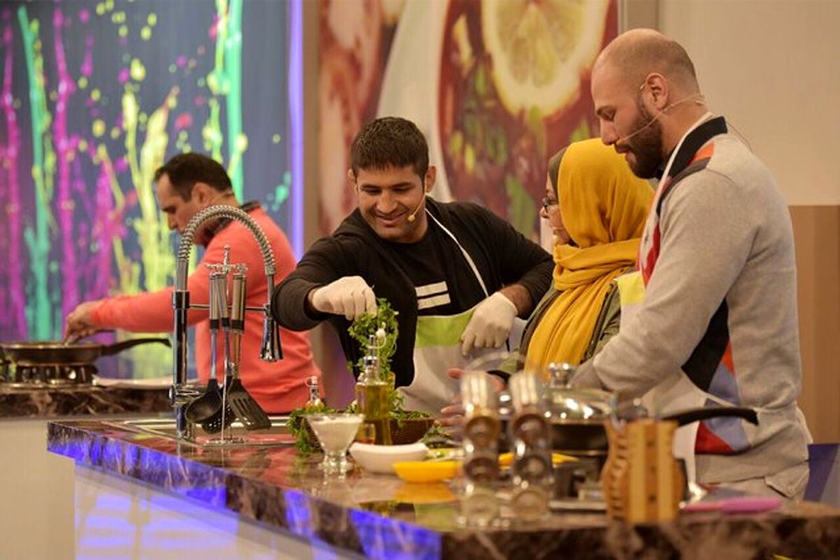 «شروعی با حضور قهرمانان ایران»