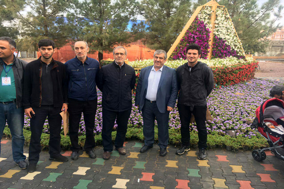 بازدید نایب رییس مجلس شورای اسلامی از هفتمین جشنواره گلها