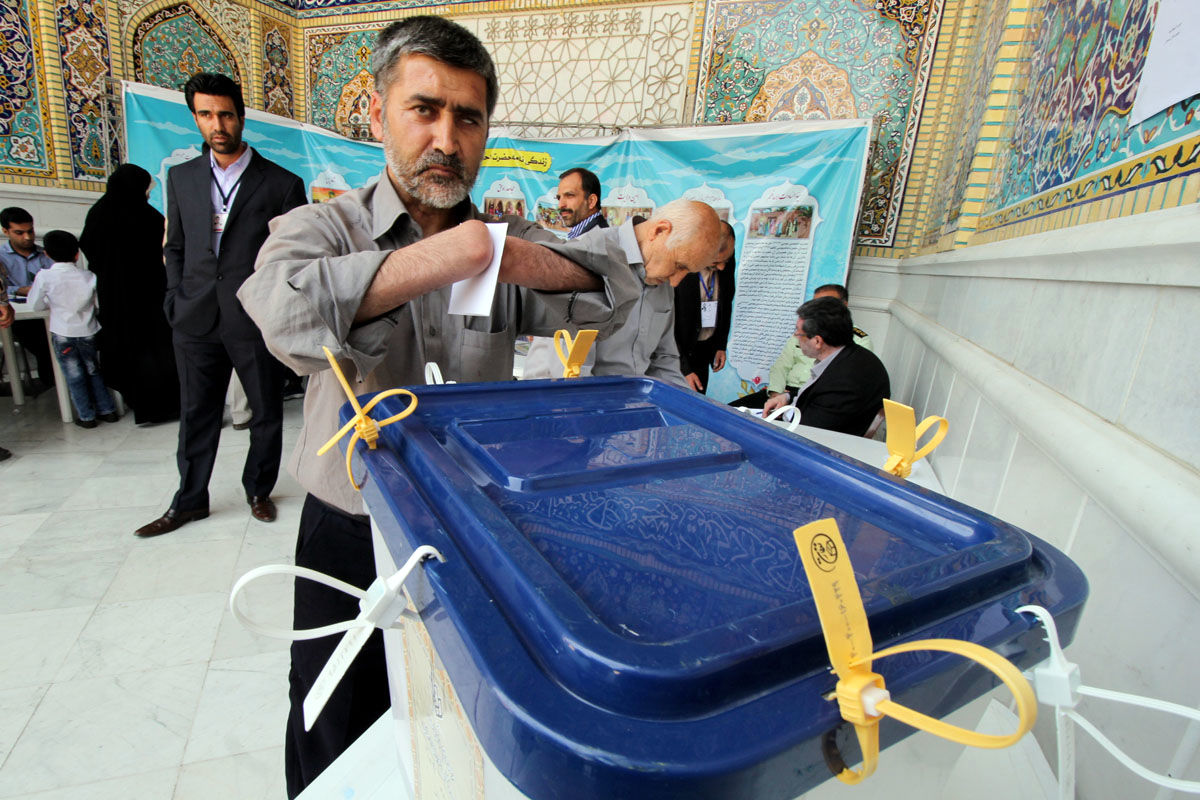 توزیع ۸۰۰ هزار هولوگرام امنیتی در هیات‌های استانی