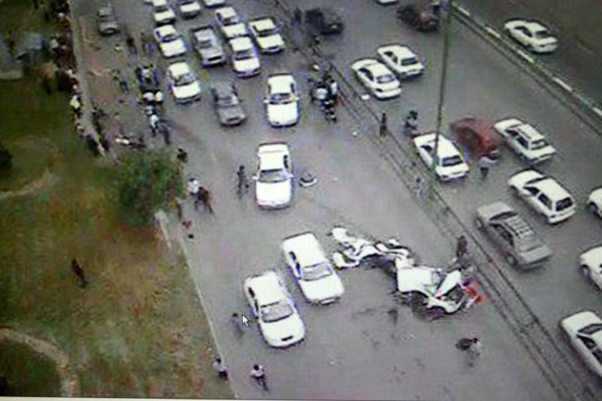 تصادف در بزرگراه خرازی اصفهان با ۲ کشته و یک مجروح