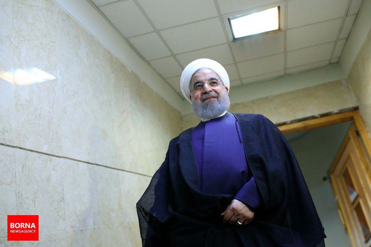 دکتر روحانی از ستاد انتخابات کشور بازدید کرد