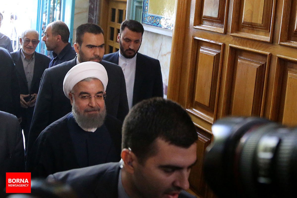روحانی: هر نامزدی که انتخاب می‌شود باید به او کمک کرد/ به سوی ۱۴۰۰ حرکت می‌کنیم