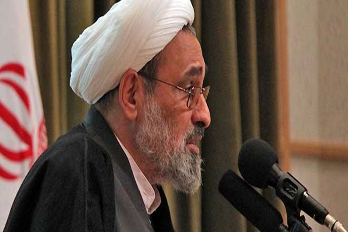 سخنان امام خمینی(ره) باید شاخصه فعالیت مسئولان نظام باشد