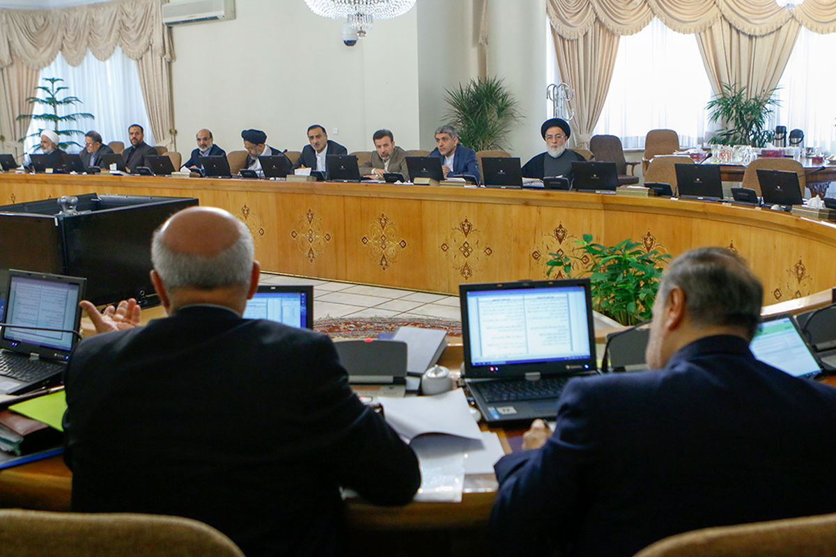 گزارش وزرای اطلاعات و کشور درباره حوادث تروریستی اخیر/مراکز دولتی در روزهای ۱۹ و ۲۳ رمضان با دو ساعت تأخیر آغاز به کار می کنند