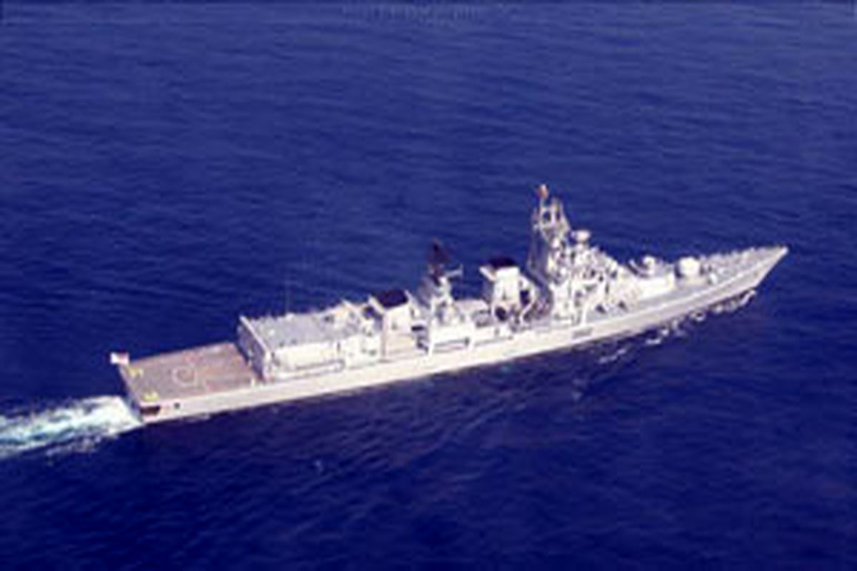 ناوهای جنگی چین وارد ایران شدند