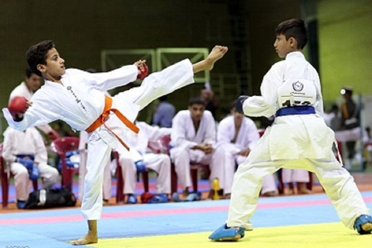 حضور ۵۵۰ ورزشکار در رقابت های کاراته جام رمضان زاهدان