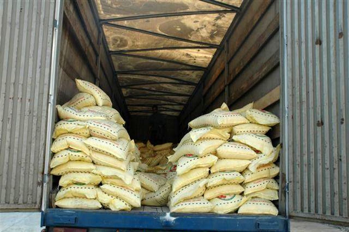 محموله ۲۳ تنی برنج قاچاق در رودان