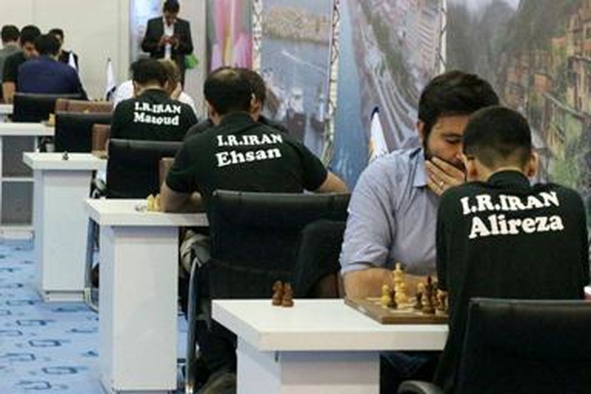 تساوی تیم منتخب ایران و جهان در مسابقات شطرنج جام ستارگان