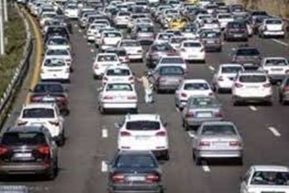 بیش از یک میلیون و۳۰۰ هزارتردد خودرو طی ۲۴ ساعت گذشته درالبرز ثبت شد