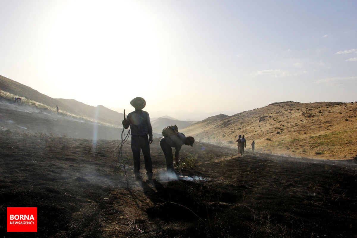 ۲۰ هکتار از مراتع طبیعی خان زنیان در آتش سوخت