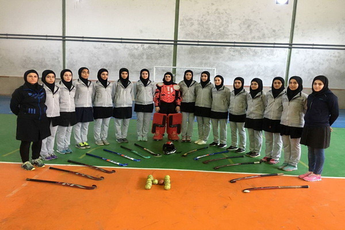 سومی تیم هاکی بانوان گیلان در مسابقات لیگ کشور(جام کوثر)