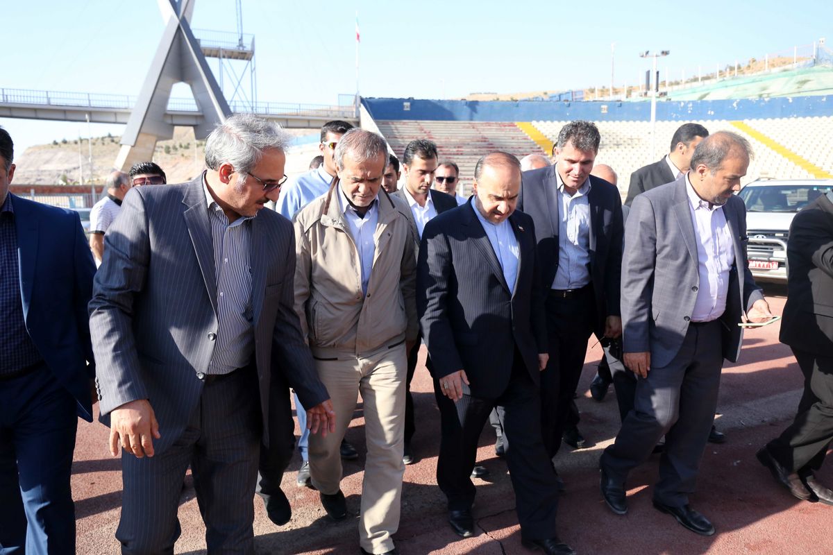 بازدید وزیر ورزش و جوانان از مجموعه های ورزشی تبریز