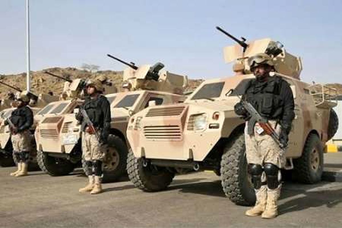 یمنی ها چند پایگاه نظامی سعودی را به کنترل خود درآوردند