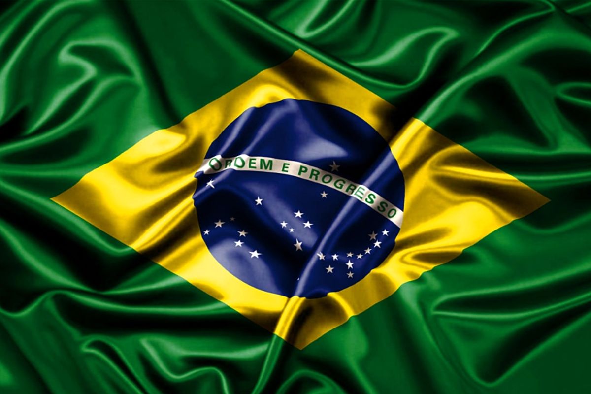 برزیل نخستین گام را با اقتدار برداشت