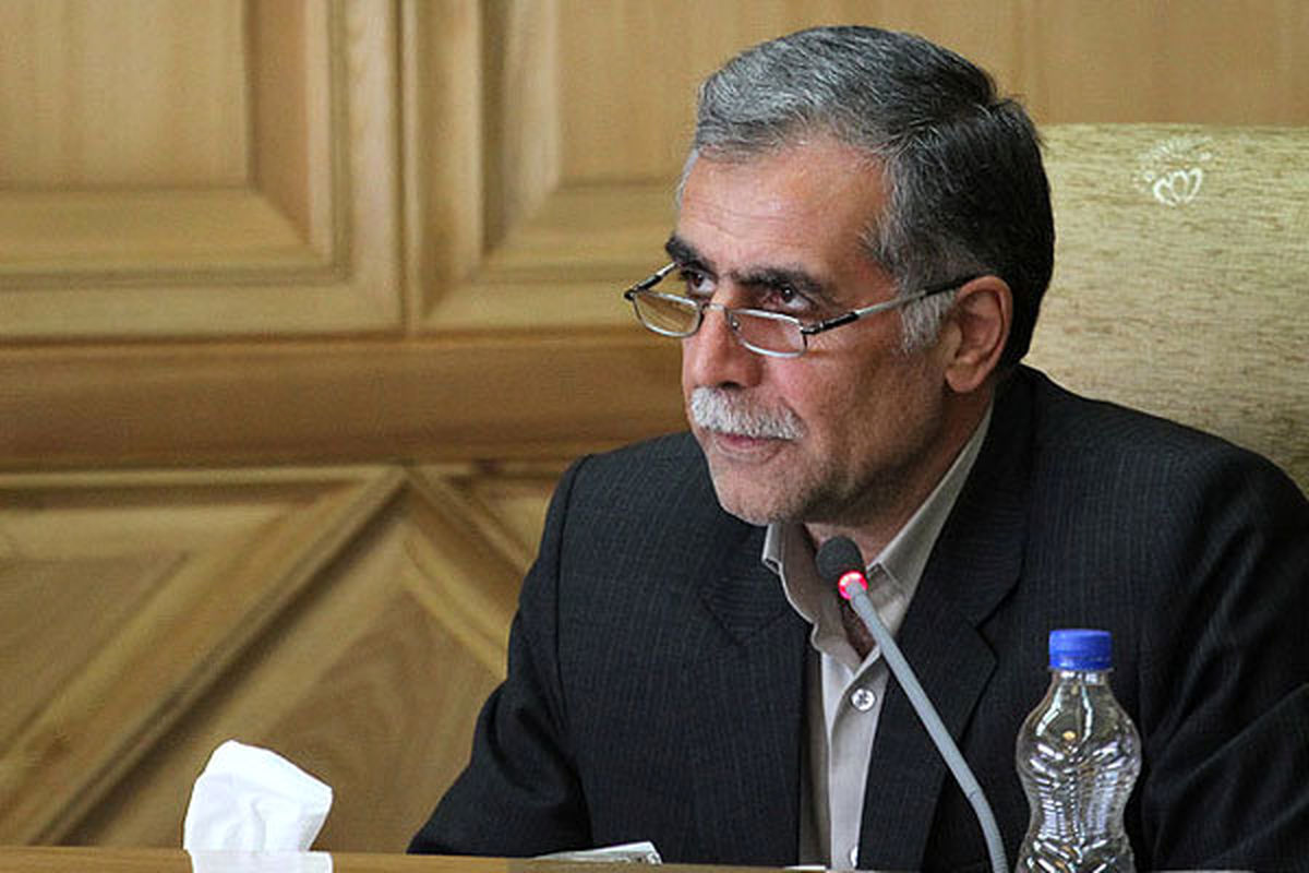 وزیر کشور احکام شهرداران ۱۲ شهر را صادر کرد