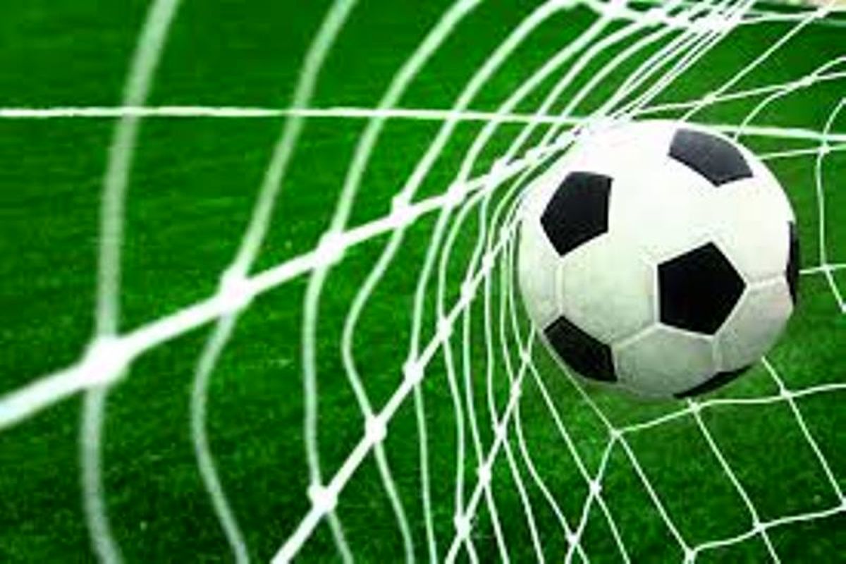 رقابت ارومیه، نقده و مهاباد برای قهرمانی لیگ برتر فوتبال آذربایجان غربی ادامه دارد