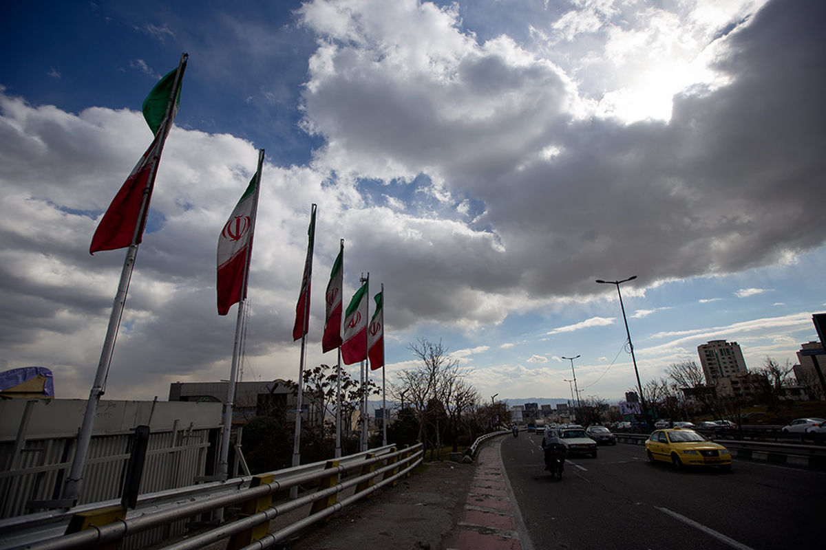 هوای تهران ۵ درجه کاهش می‌یابد