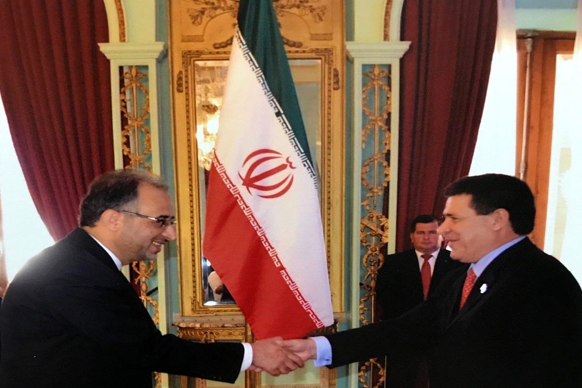دعوت روحانی از رییس جمهوری پاراگوئه برای سفر به تهران