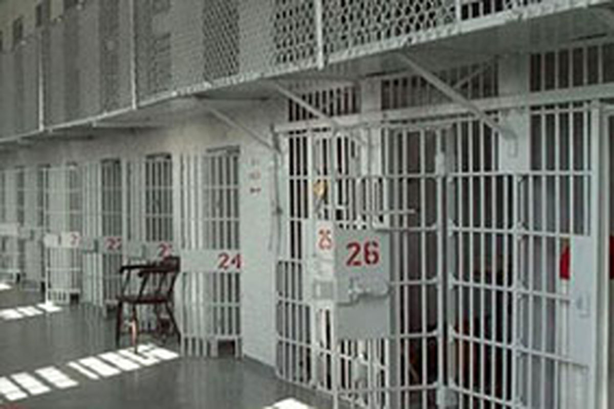 یادگیری بیست حدیث اخلاقی به جای تحمل یکسال حبس